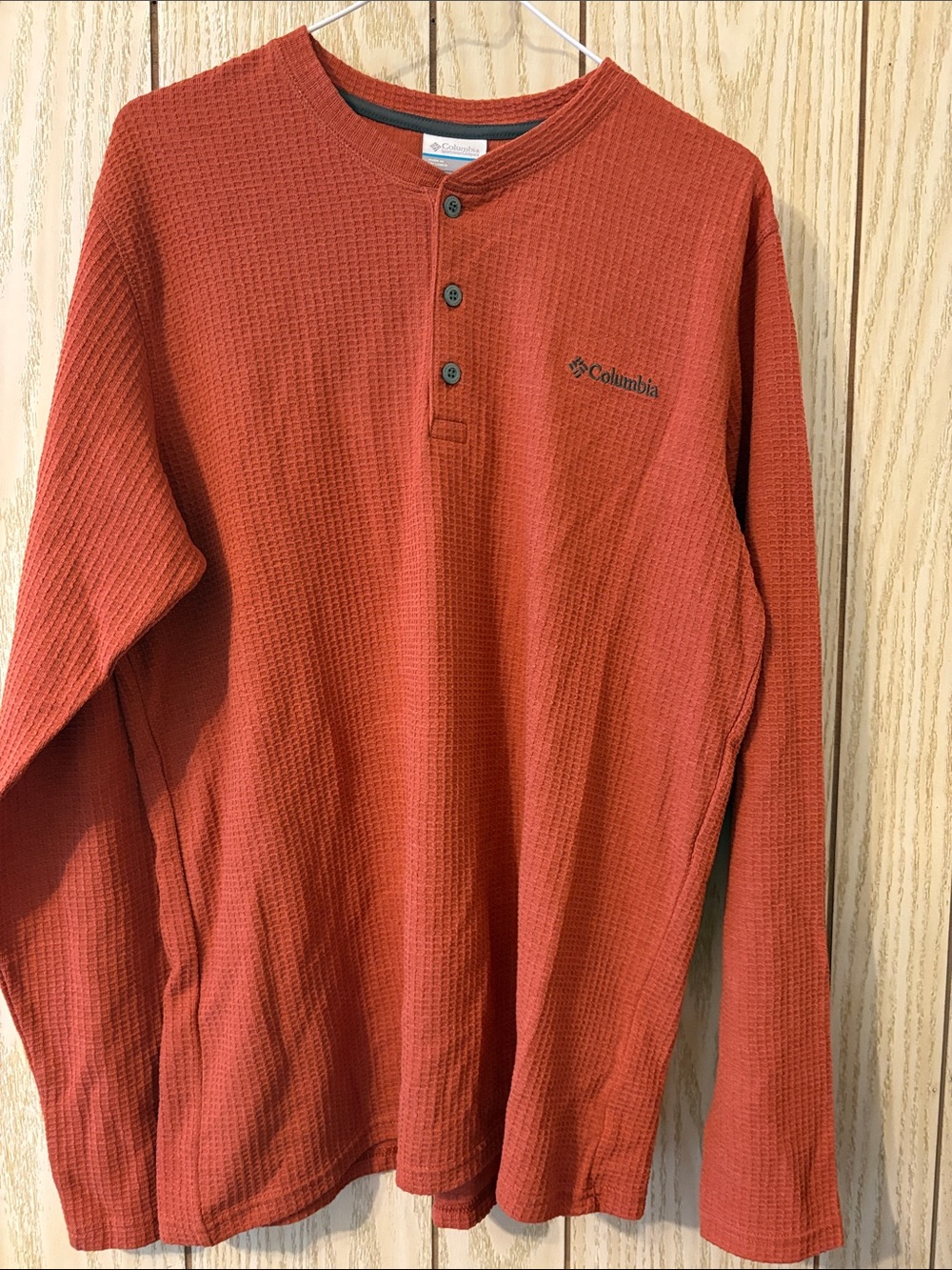 Columbia Men's Long-Sleeve Waffle Henley - Rust
